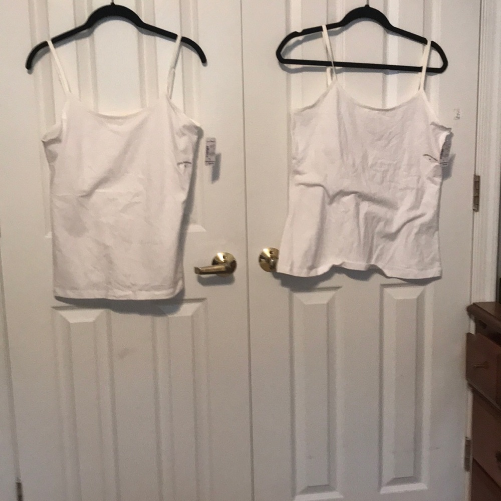 Lot of 2 white camisoles